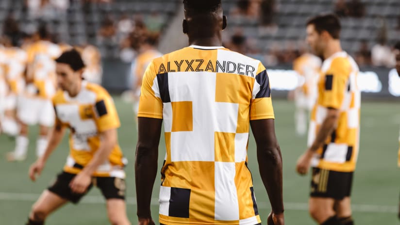 2022 - I Play For