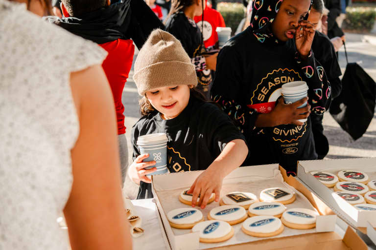 2023 Season of Giving Holiday Shopping cookies
